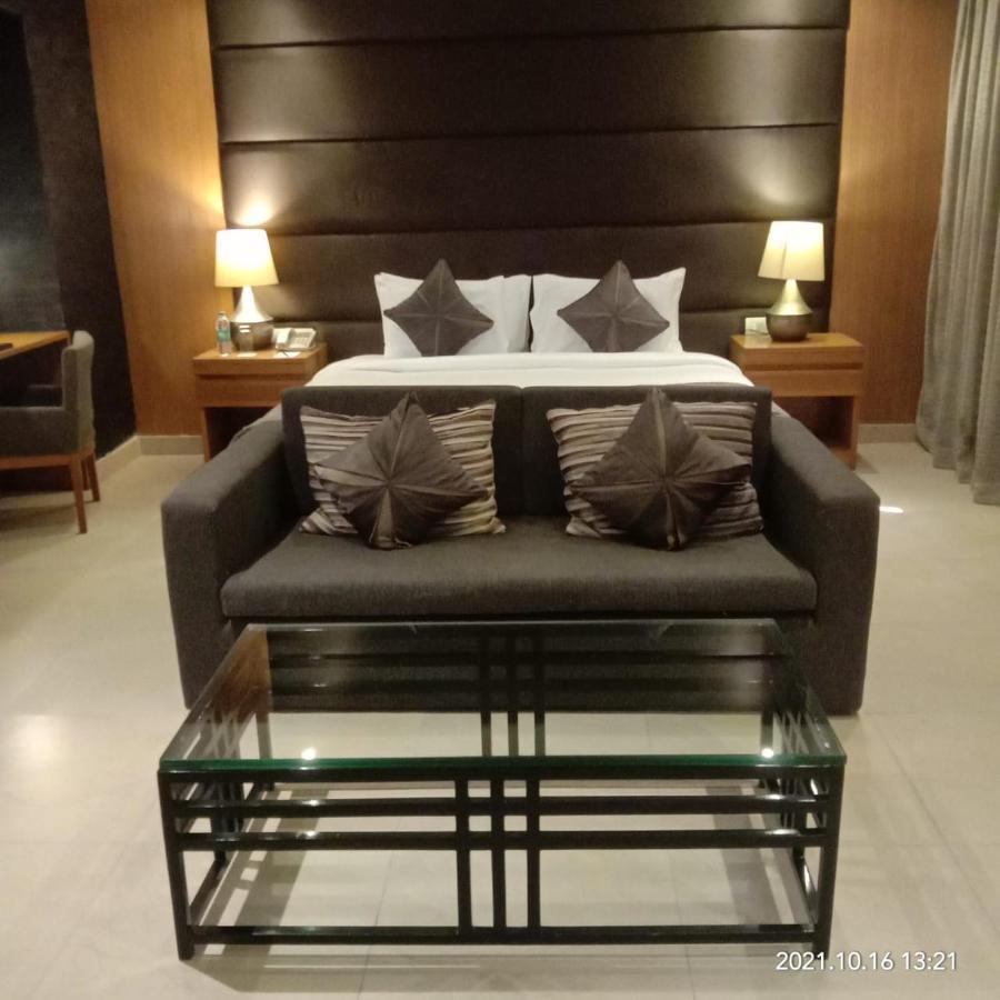Udman Hotel Panchshila Park Nové Dillí Exteriér fotografie