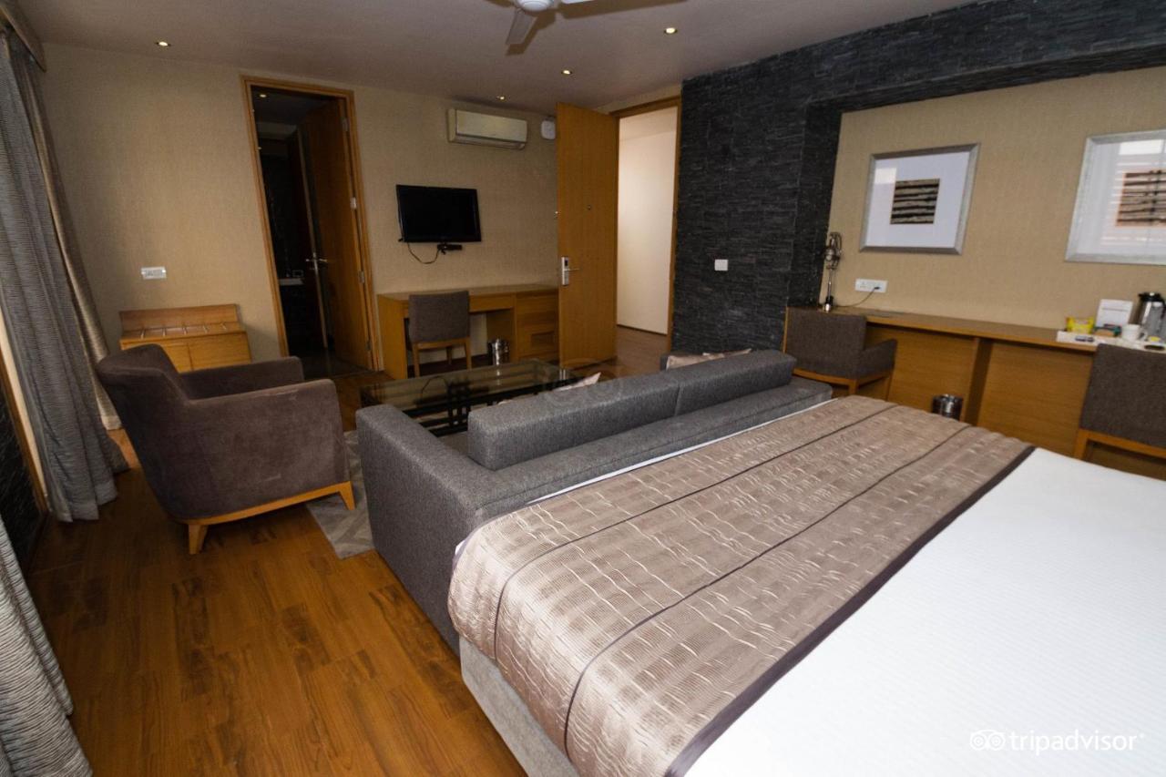 Udman Hotel Panchshila Park Nové Dillí Exteriér fotografie